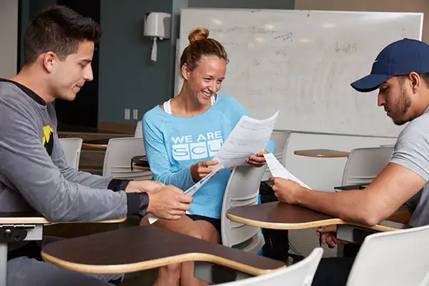 Admissions-Students-Chat